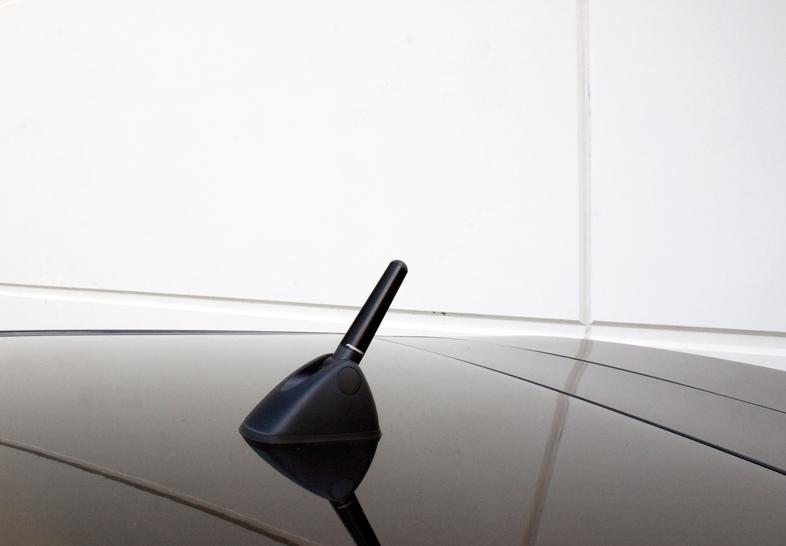 PERRIN 08-14 Subaru WRX/STI & 09-14 Forester Shorty Antenna w/OEM Pivoting Base - 2in. Mast